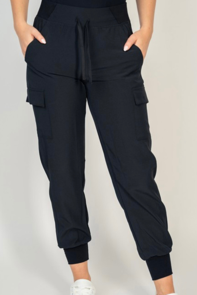 Women's Elastic Sweatpants in Black